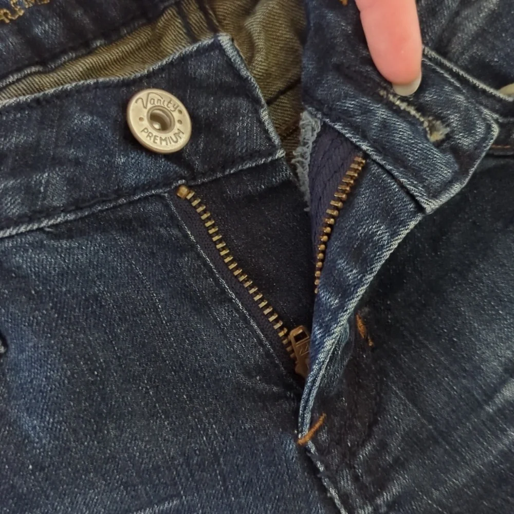 Jeans - Picture 4 of 9